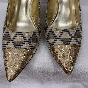 J Renee gold tip fun holiday heels!